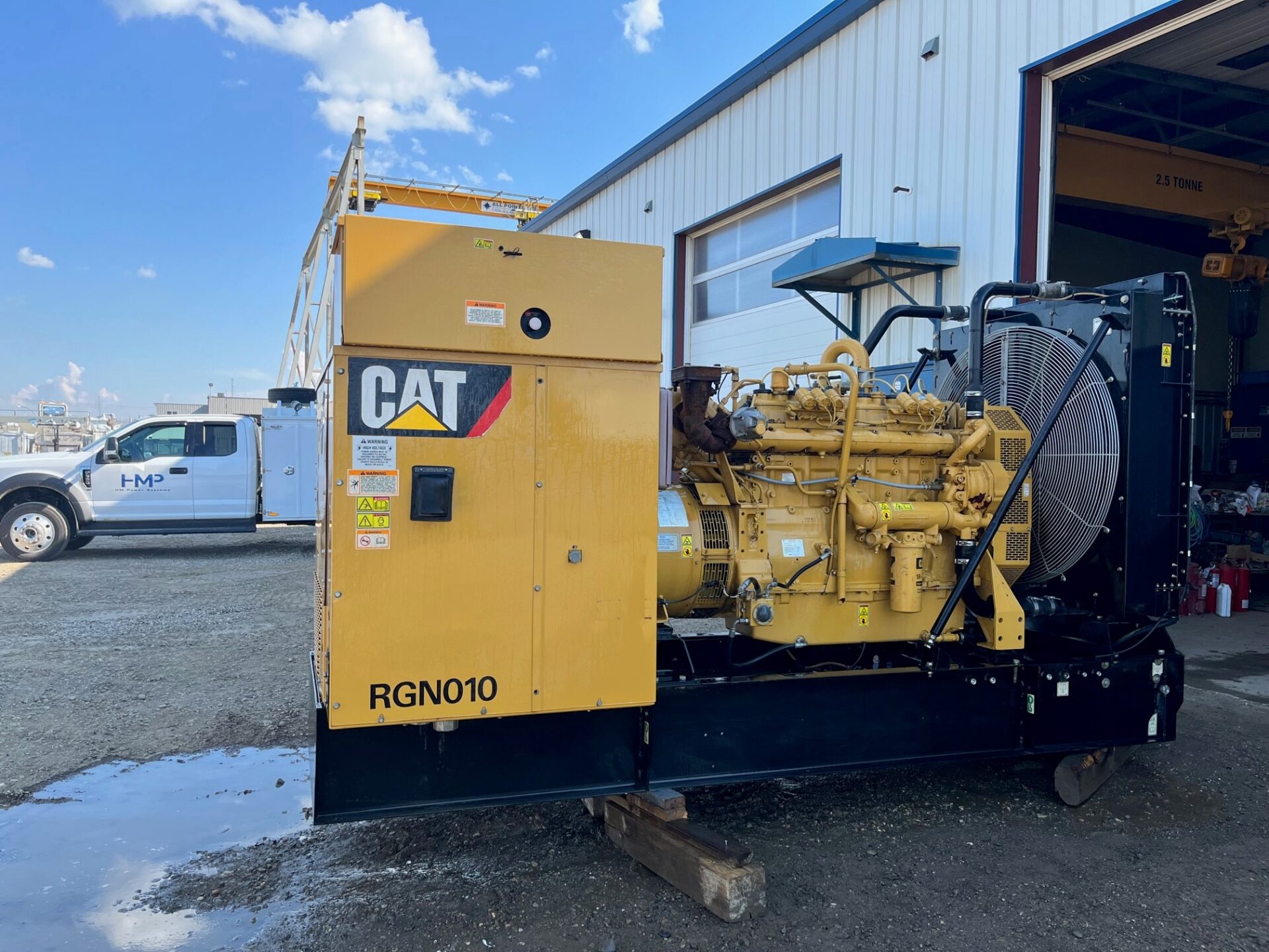 Finished CAT natural gas generator built at HM Power Systems Ltd.